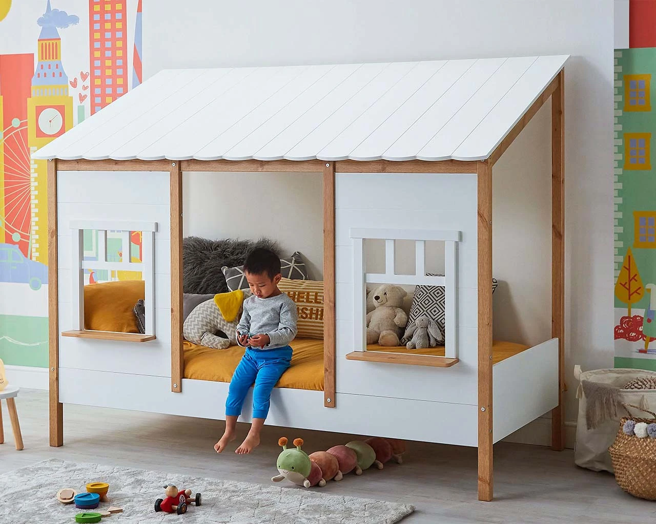 Cottage House Bed 4 Cottage House Bed - Image 4