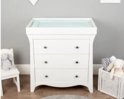 Baby Changing Mat In Mint Green With Geometric Print 5 Baby Changing Mat In Mint Green With Geometric Print -Room to Grow Cuddleco 0014 Changing Mat Green Geo Print 3 75239.1661854216