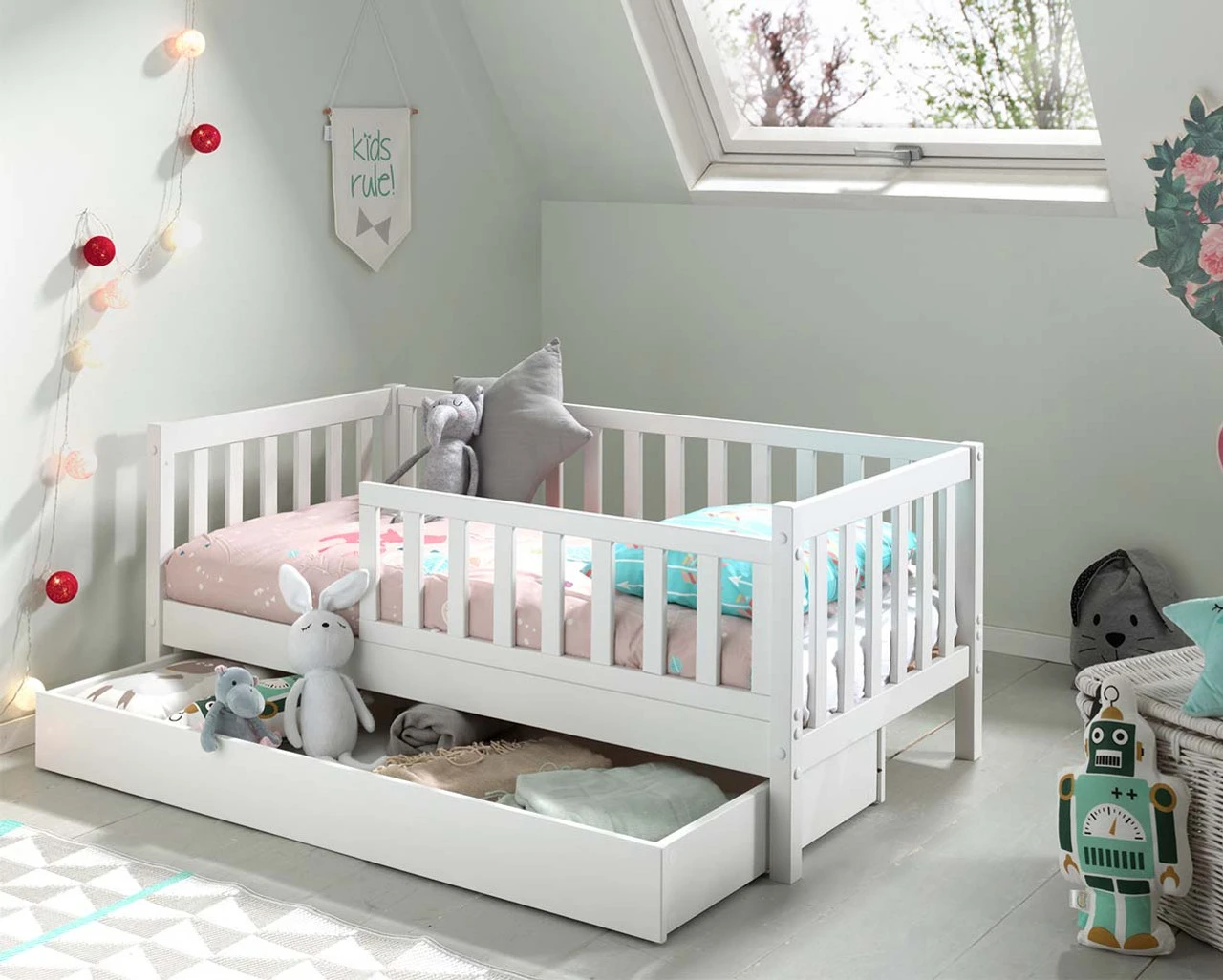 Lark Toddler Bed White 2 Lark Toddler Bed White - Image 2