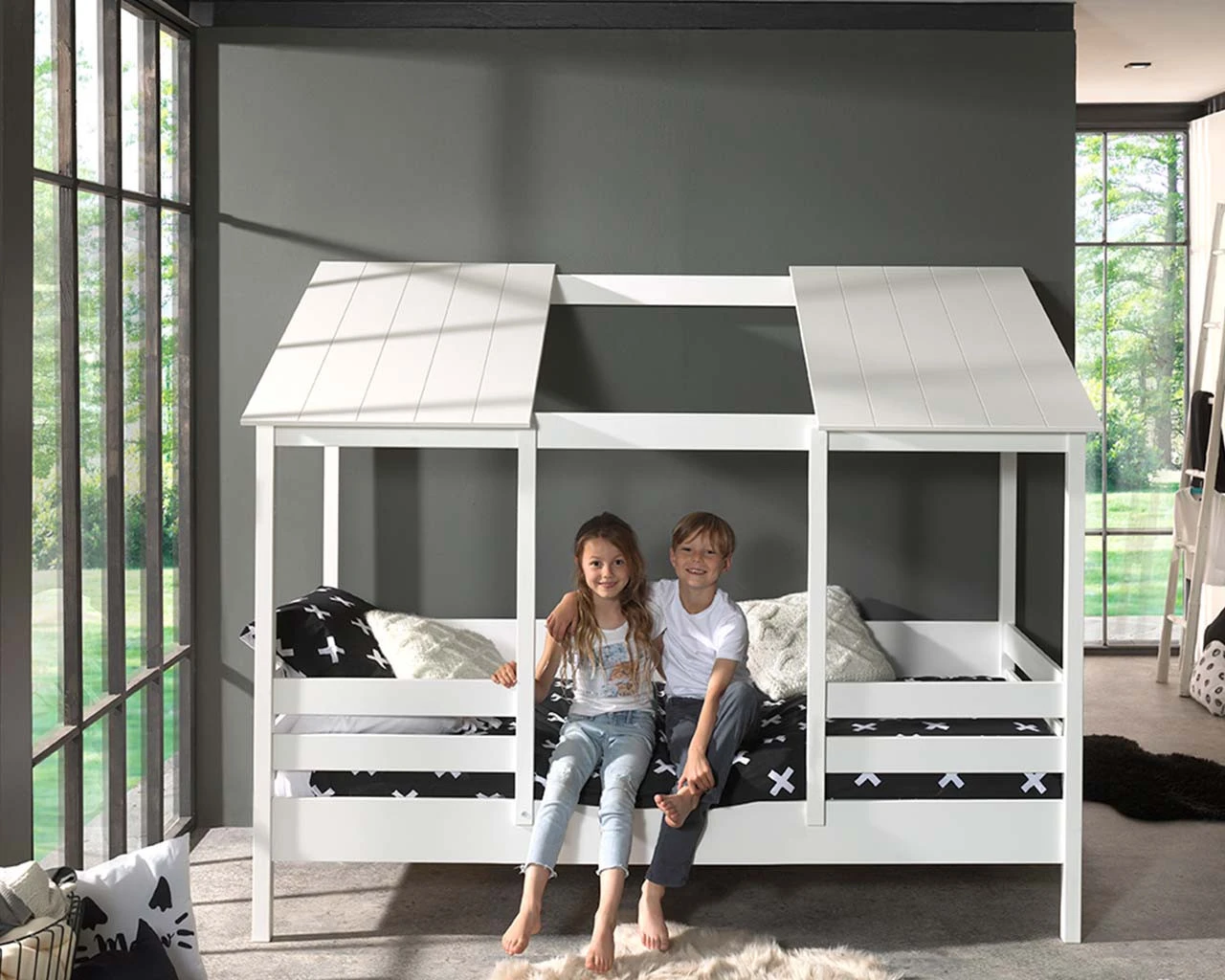 Lodge House Bed 3 Lodge House Bed - Image 3