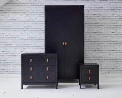 Loop Room Set A In Black