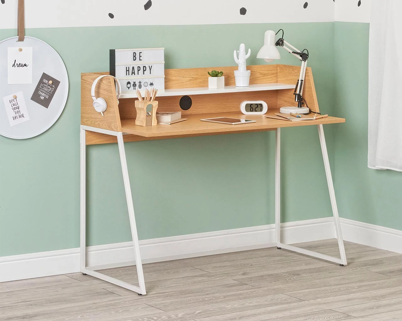 Malmo Desk 1 Malmo Desk