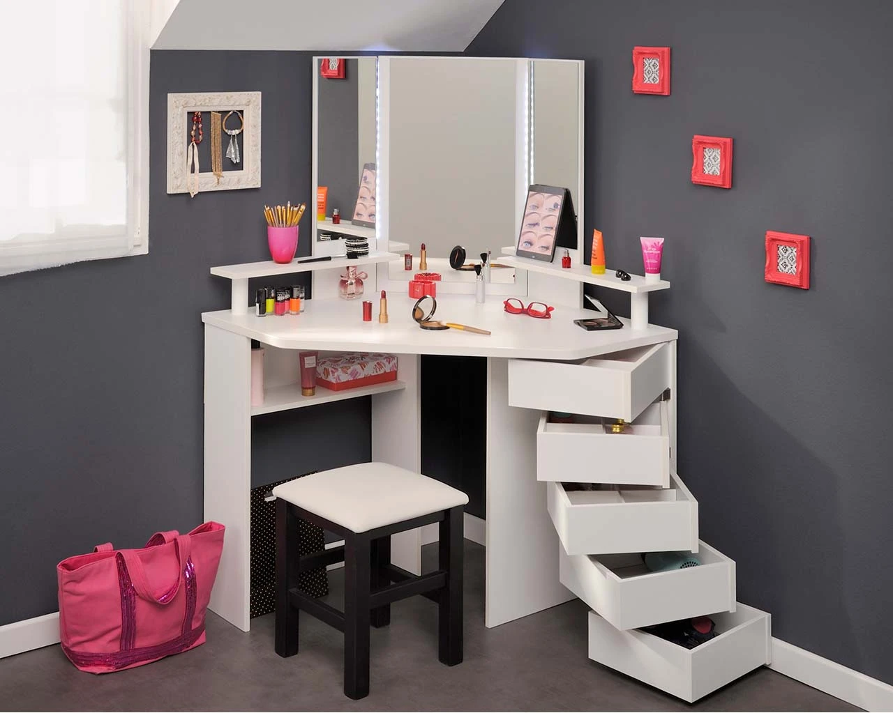 Corner Beauty Bar 1 Corner Beauty Bar