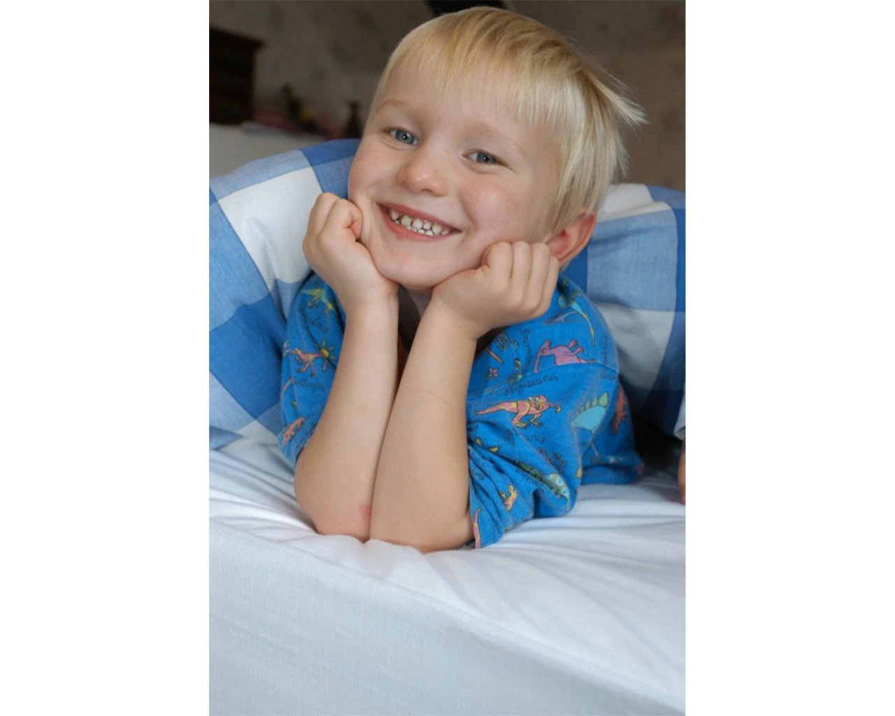 Tencel Fitted Single Sheet / Mattress Protector - White (90 X 200cm) 2 Tencel Fitted Single Sheet / Mattress Protector - White (90 X 200cm) - Image 2