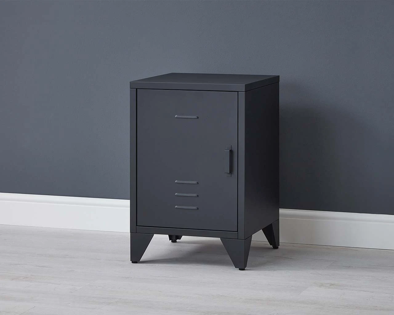 Soho Metal Locker 7 Soho Metal Locker - Image 7