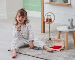 Wooden Camera & Tripod Toy