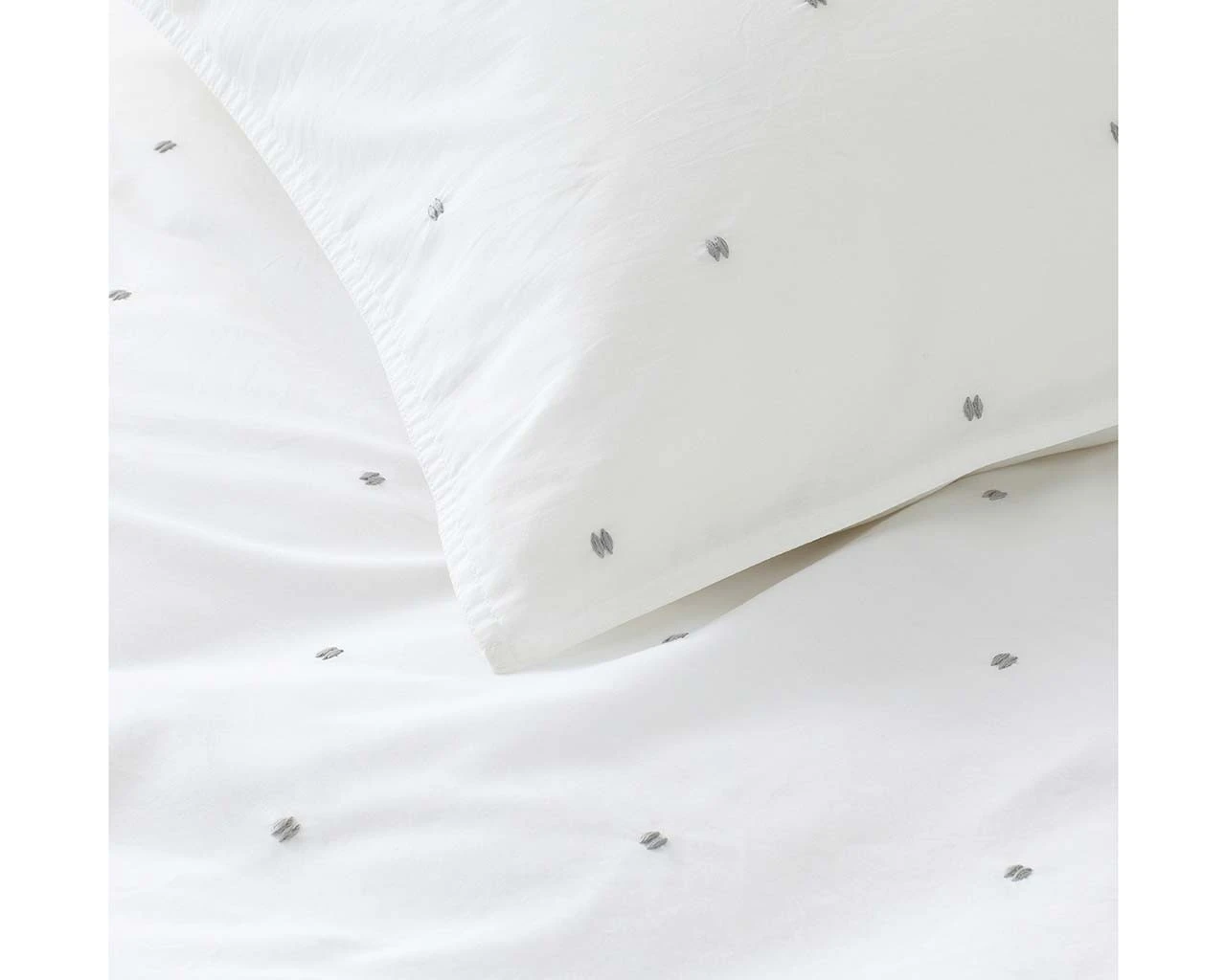 Embroidered Spot Cotton Single Duvet Set 4 Embroidered Spot Cotton Single Duvet Set - Image 4