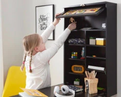 Wells Fold Away Desk -Room to Grow Wells 0002 Folding desk black close up 73684.1659537493