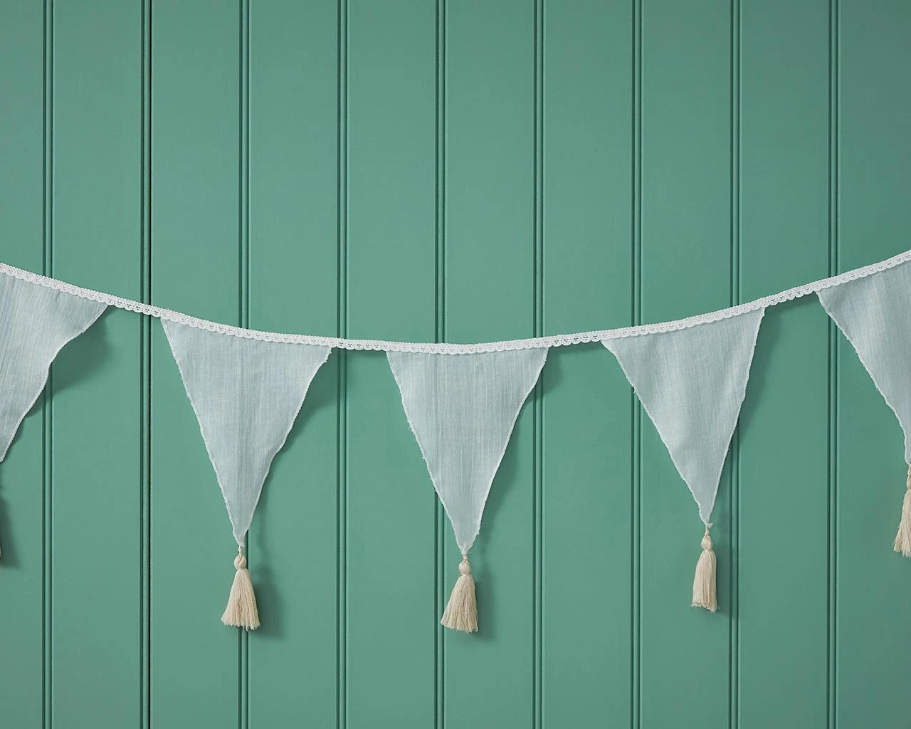 Tassel Bunting 1 Tassel Bunting