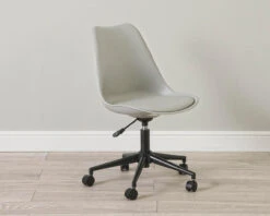 Oxford Swivel Chair