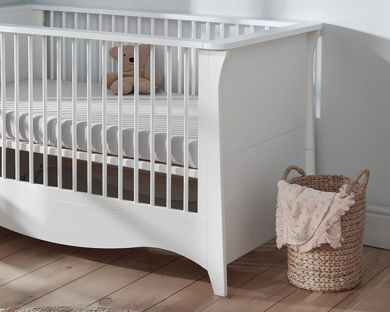 Clara Cot Bed In White 2 Clara Cot Bed In White - Image 2