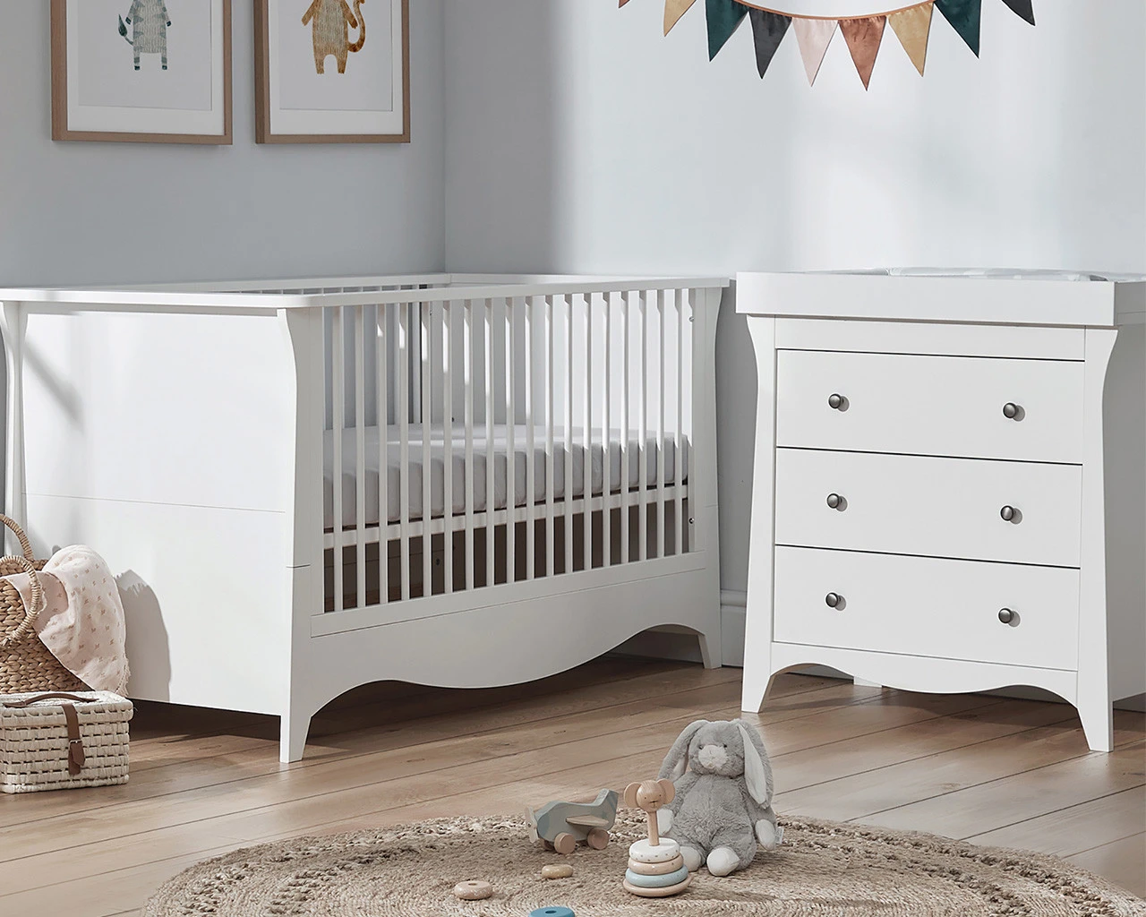 Clara Cot Bed In White 4 Clara Cot Bed In White - Image 4